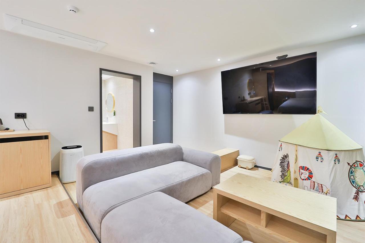 Custom Hotel Ulsan Bagian luar foto