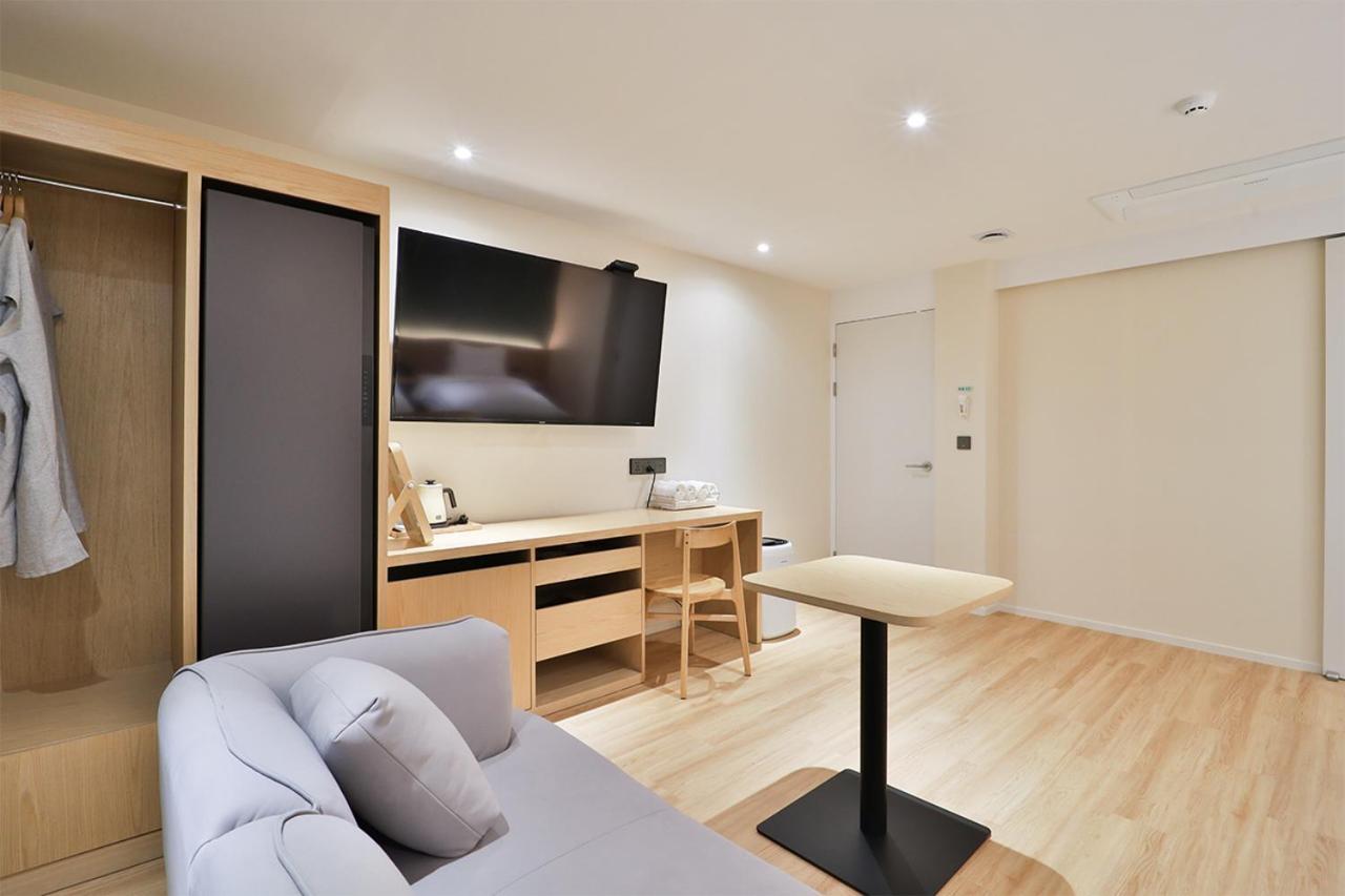Custom Hotel Ulsan Bagian luar foto