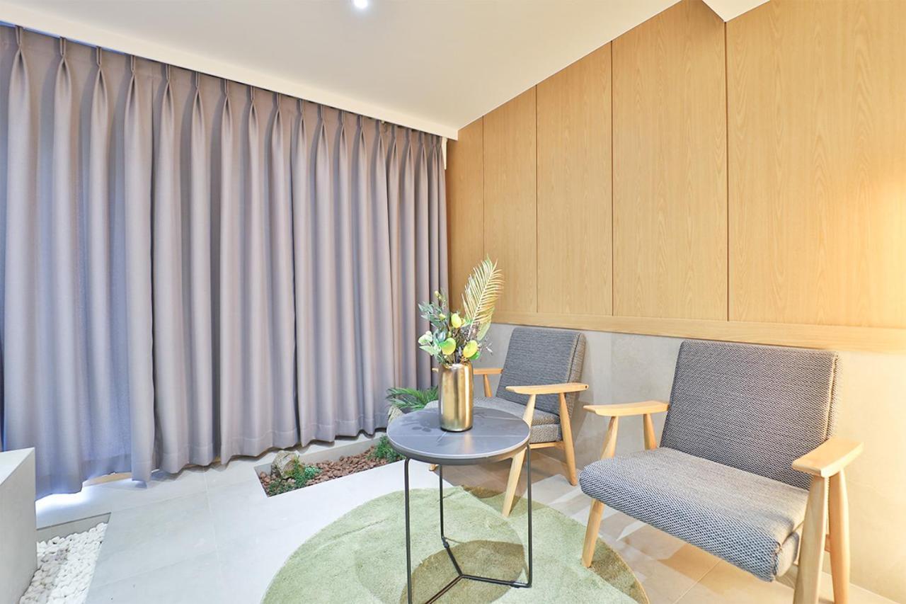 Custom Hotel Ulsan Bagian luar foto